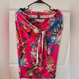 Old Navy Pink Floral Women's 2 Piece Skirt And To For Vacation